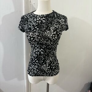 Express Black White Women's Crew Neck Short Sleeve Sz XXS Sexy Animal Print